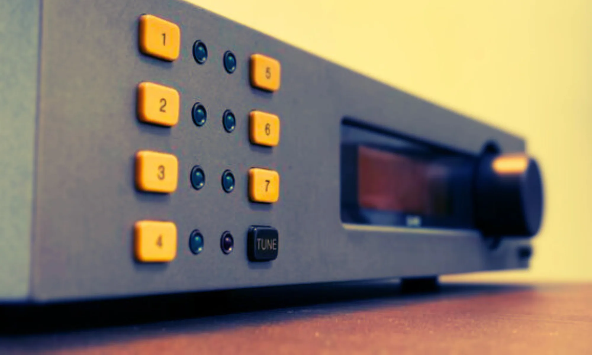 Quadify hardware front panel with buttons and rotary control